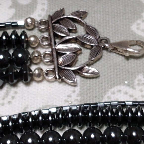 Hematite Necklace & Earrings Set - Picture 7 of 11